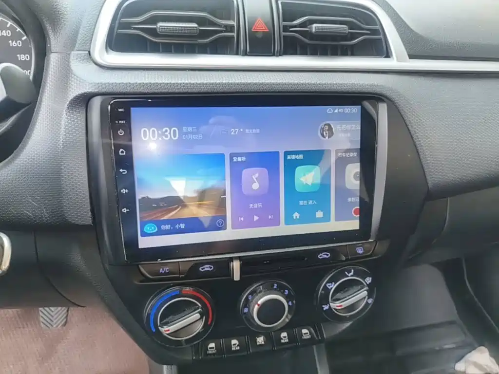Hyundai Verna — миниатюра 13