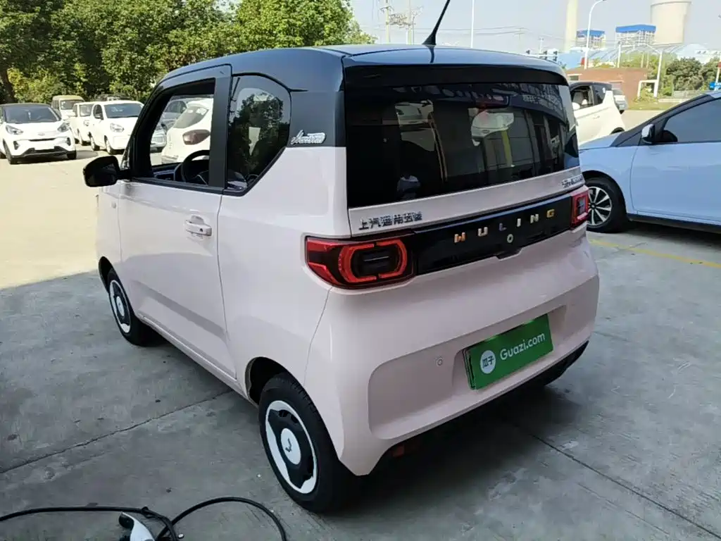 Wuling MINIEV — миниатюра 5