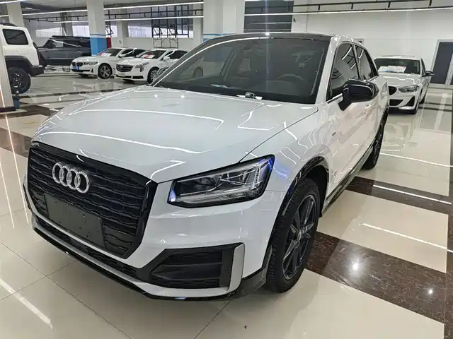 AUDI  Q2L 2021
