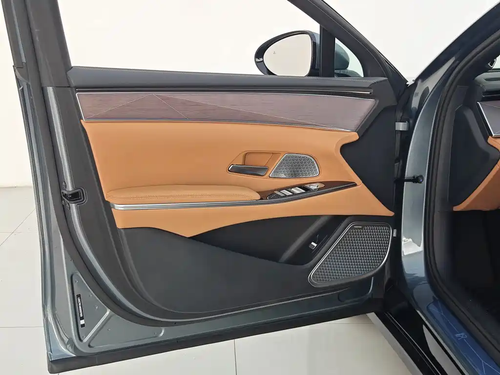 BYD Han L — миниатюра 26