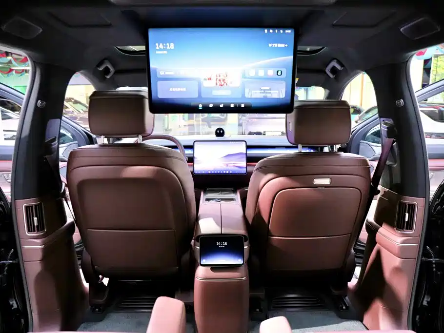 NIO ES8 — миниатюра 17