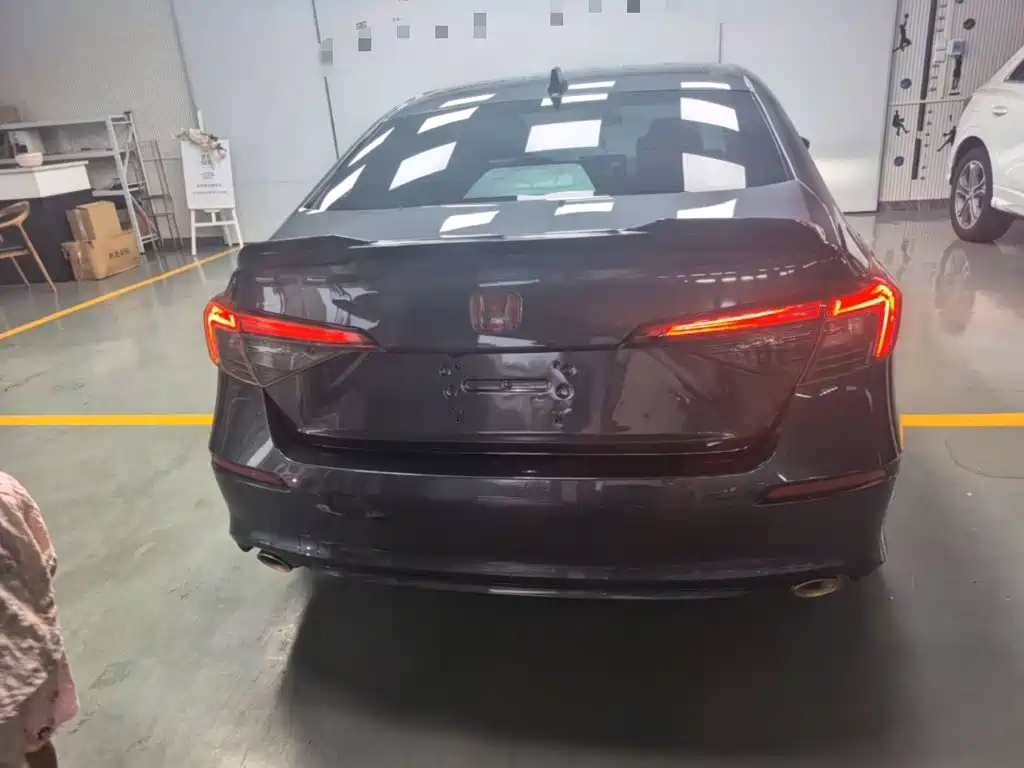 Honda Civic — миниатюра 6