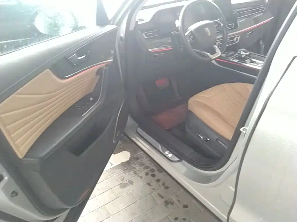 Hongqi Hongqi HS5 — миниатюра 12