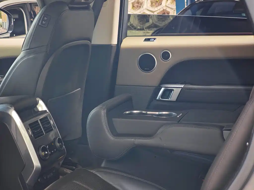 Land Rover Sport — миниатюра 15