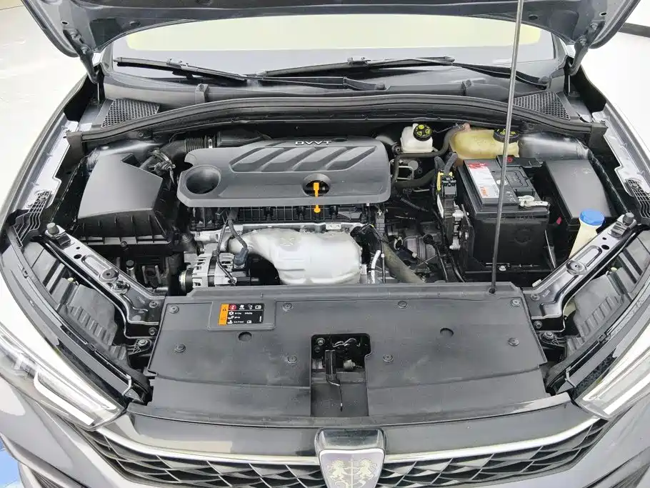 Roewe i5 — миниатюра 10