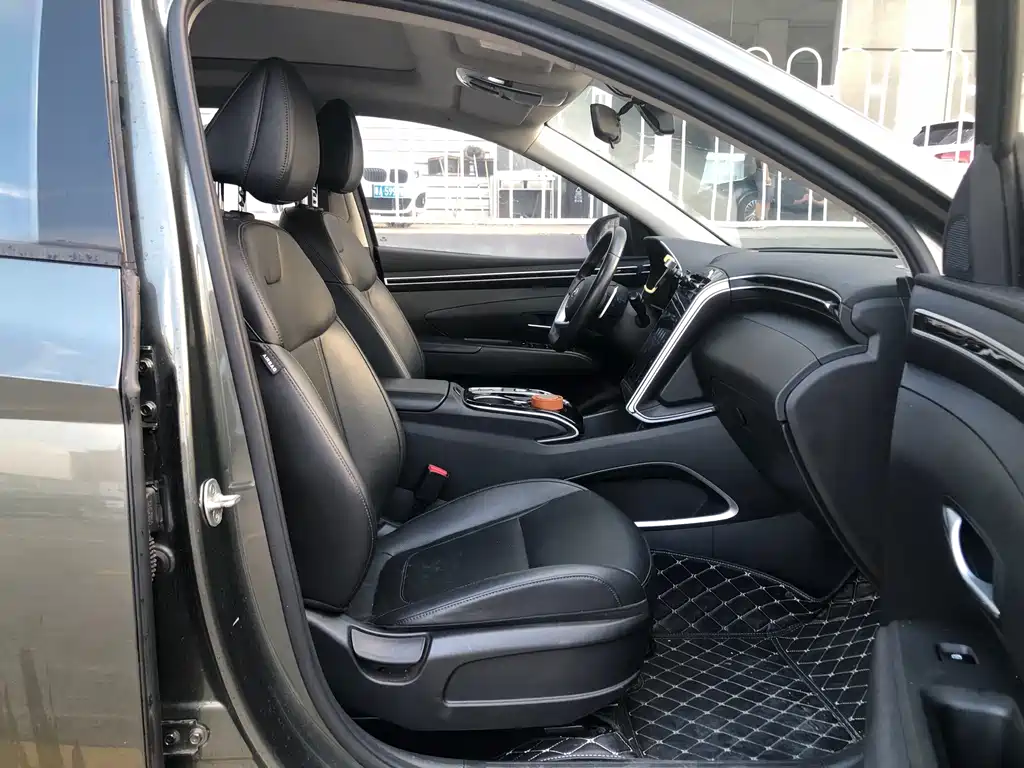 Hyundai Tucson — миниатюра 13