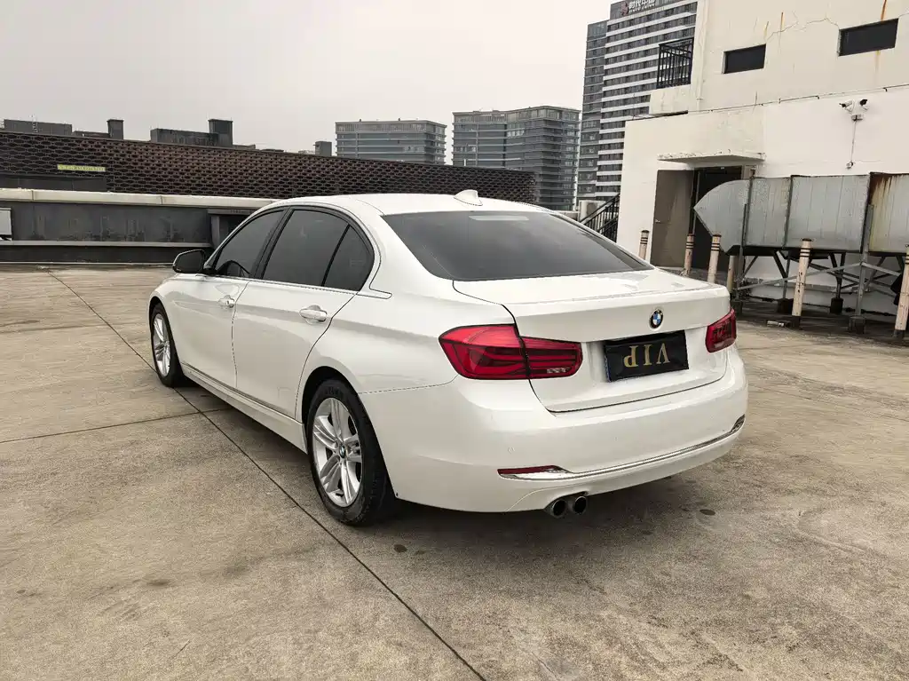 BMW 3 Series — миниатюра 14