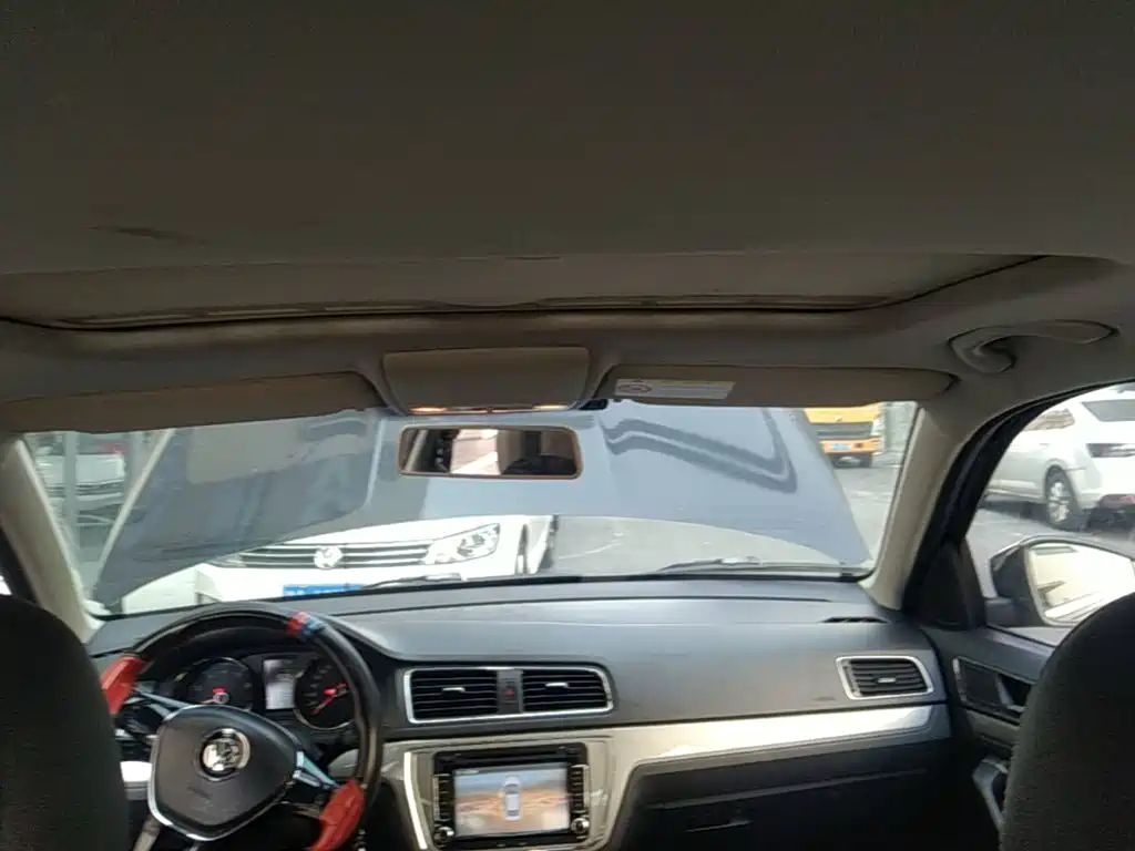 Volkswagen Lavida — миниатюра 18