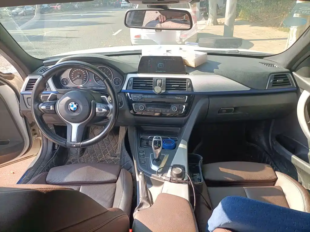 BMW 3 Series — миниатюра 5