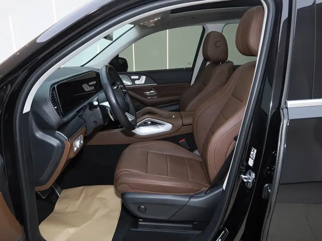 Mercedes-Benz GLS — миниатюра 17