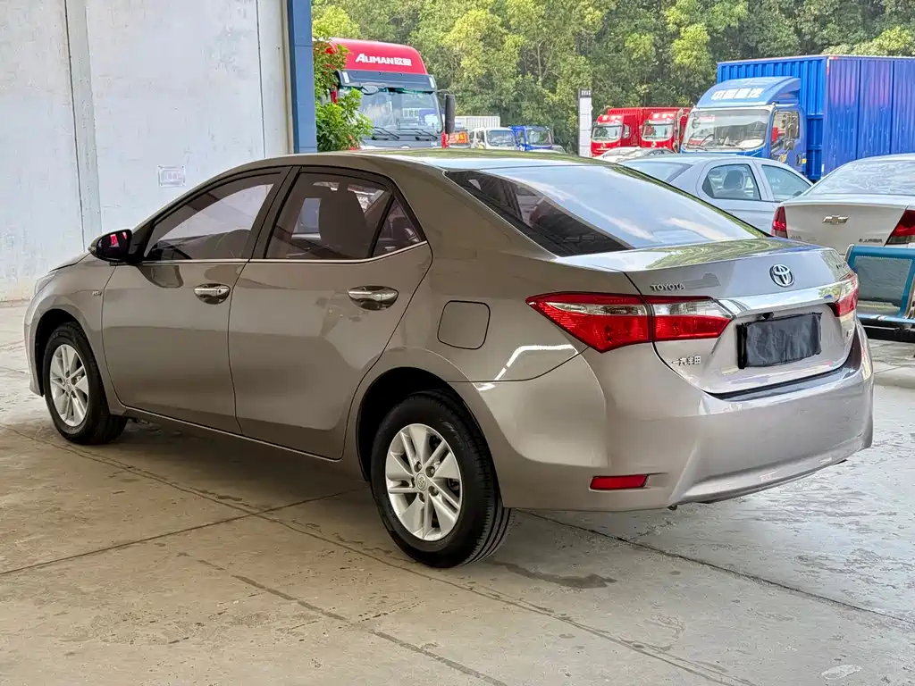 Toyota Corolla — миниатюра 4