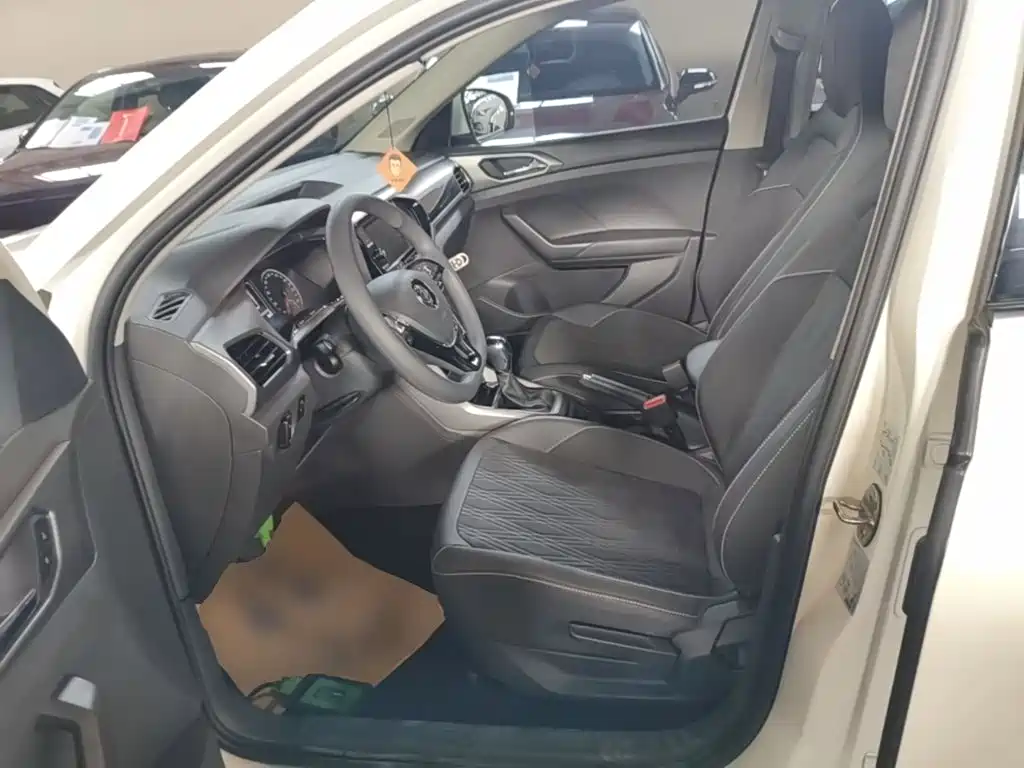 Volkswagen T-Cross — миниатюра 15