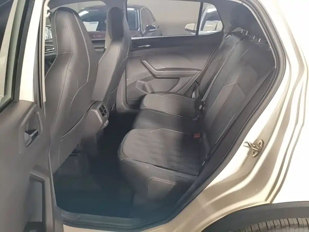 Volkswagen T-Cross — миниатюра 17
