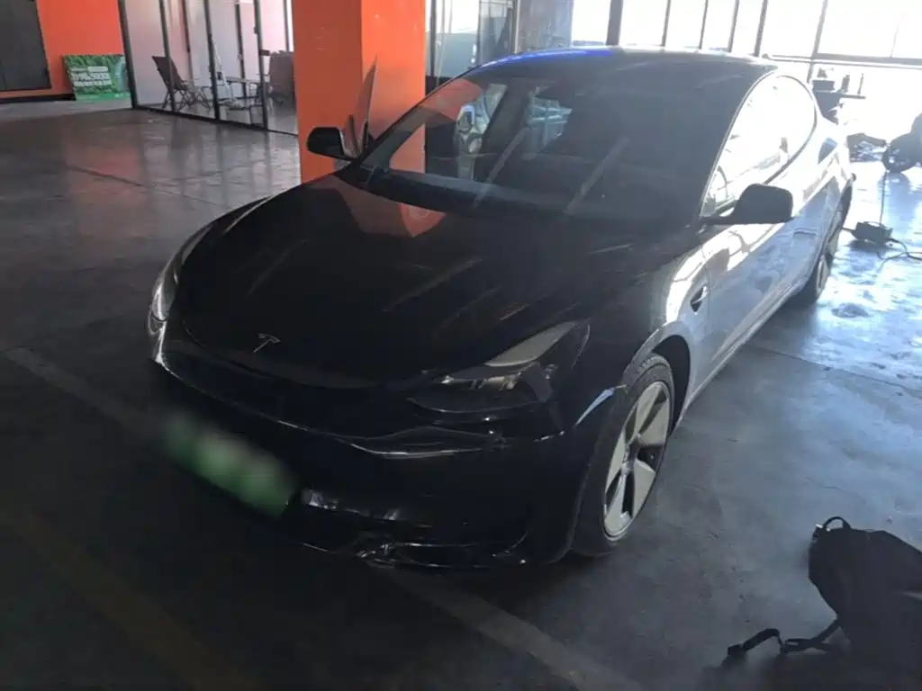Tesla Model 3 2023