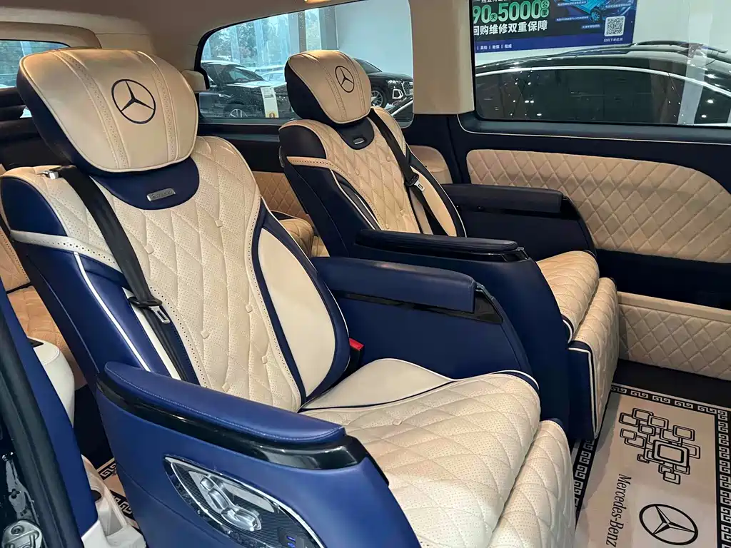 Mercedes-Benz Vito 2020 2.0T Elite 7 мест