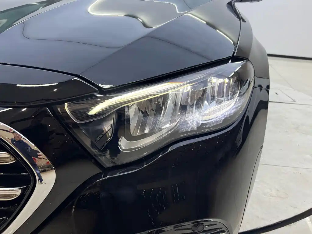 Mercedes-Benz E-Class New Energy — миниатюра 6