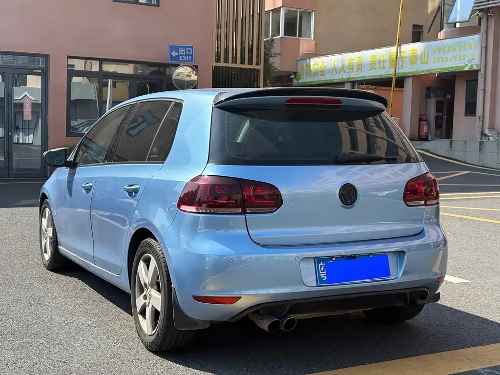 Volkswagen Golf — миниатюра 6