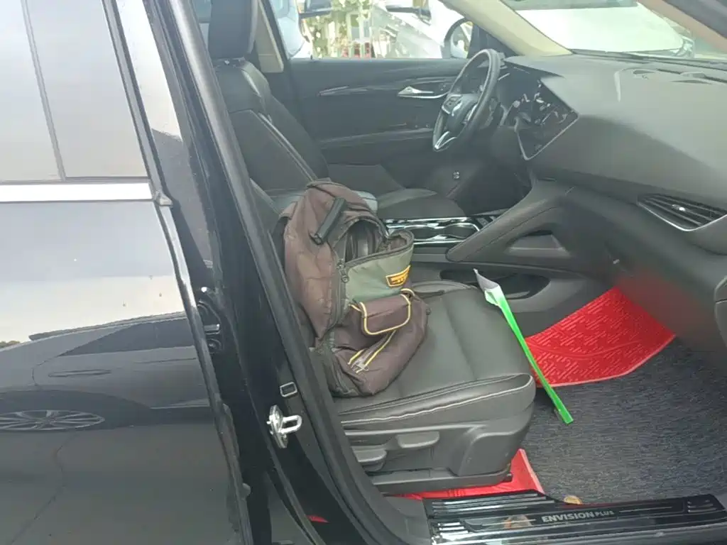 Buick Envision Plus — миниатюра 25