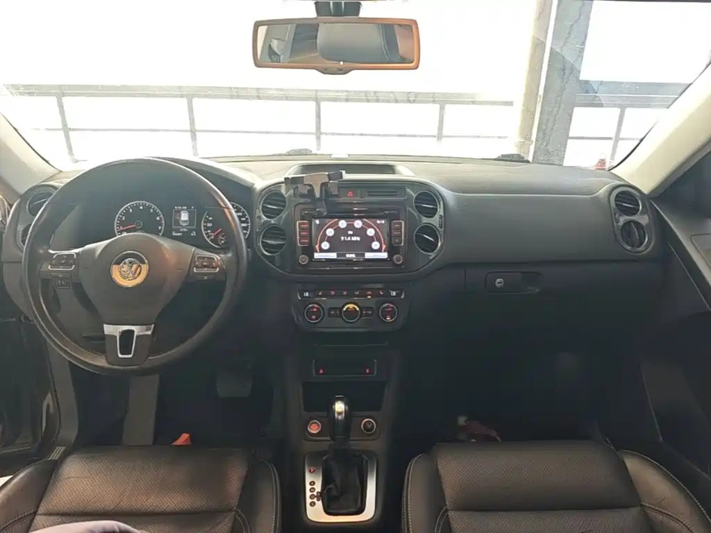 Volkswagen Tiguan — миниатюра 10