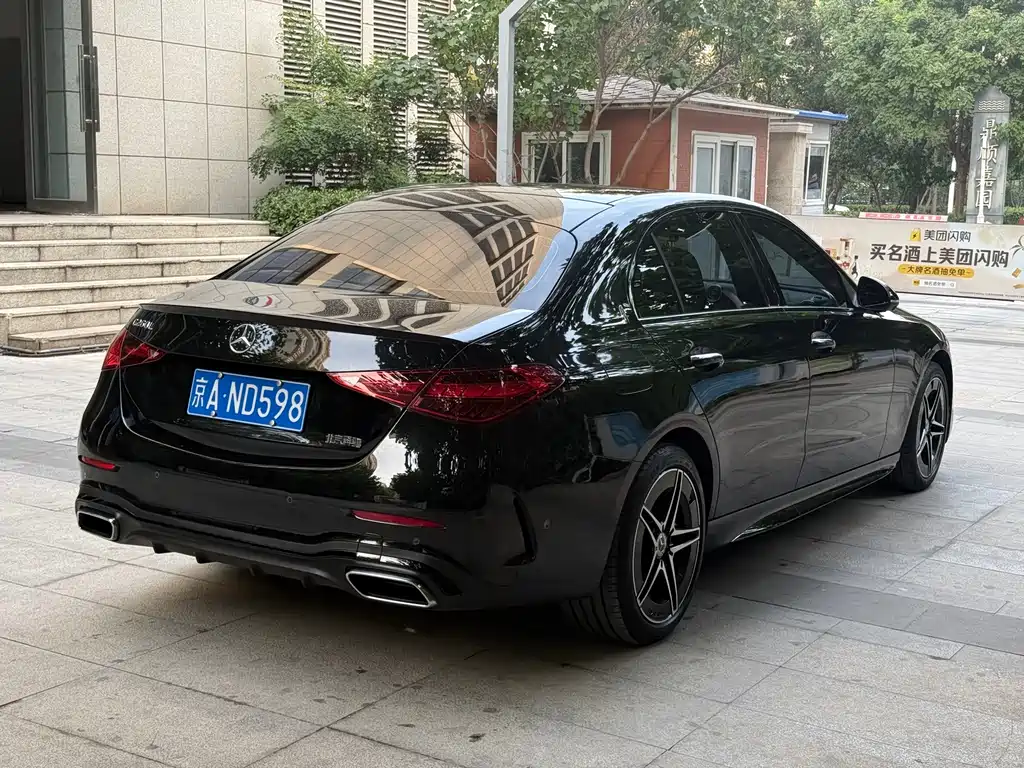 Mercedes-Benz C-Class — миниатюра 6