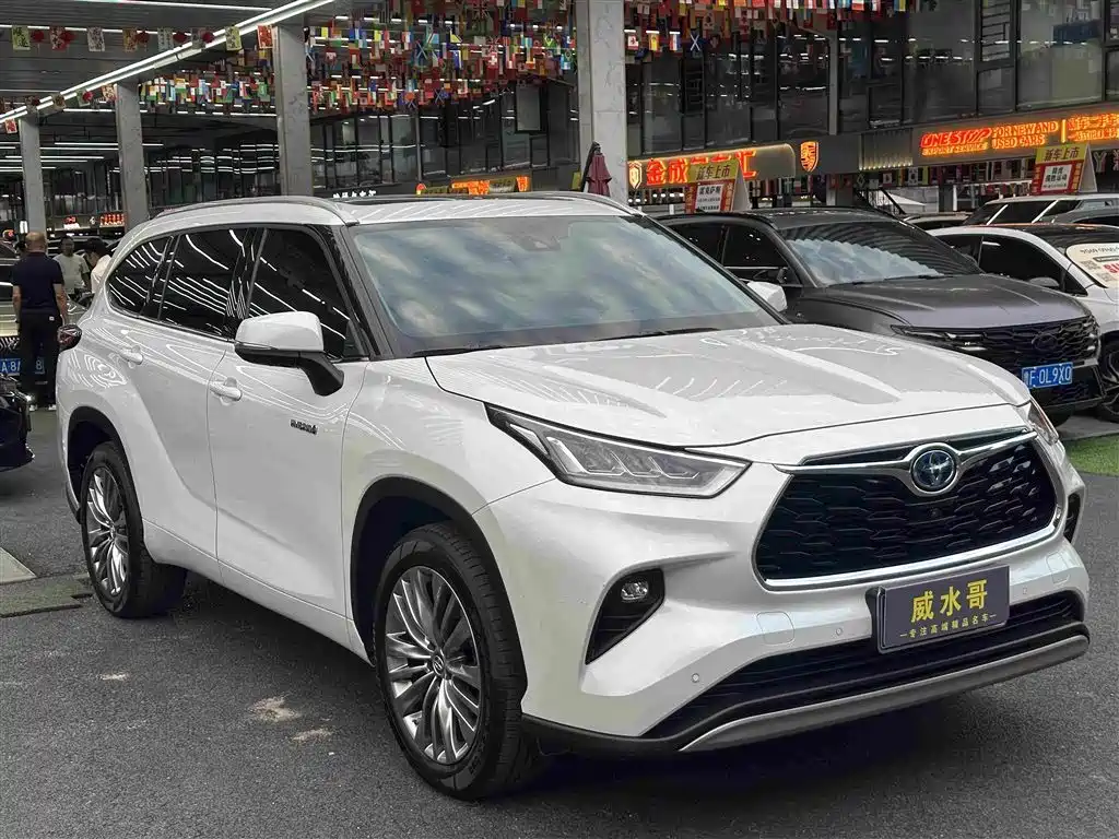 Toyota Highlander — миниатюра 3