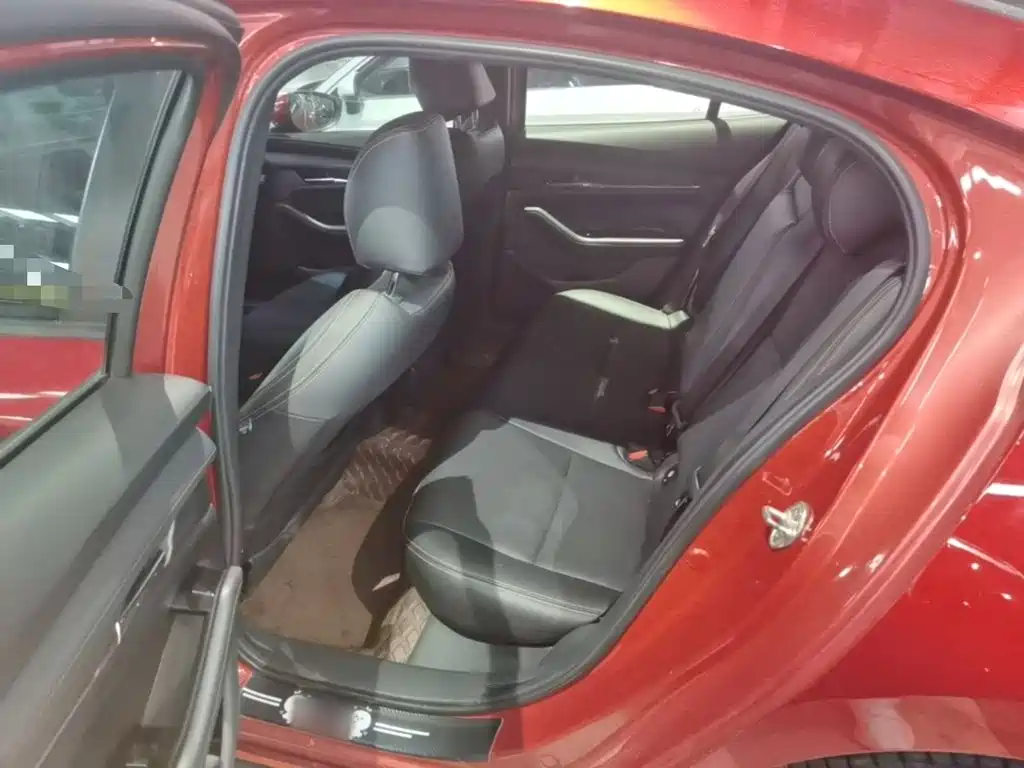 Mazda 3 Axela — миниатюра 17