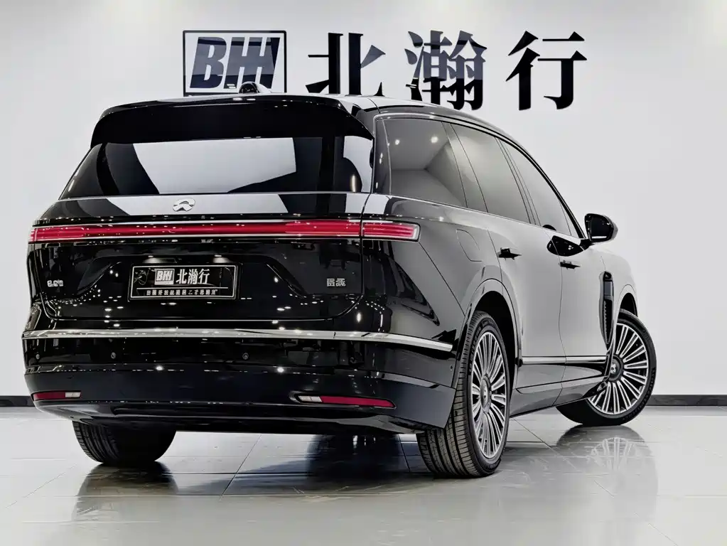 NIO ES8 — миниатюра 5