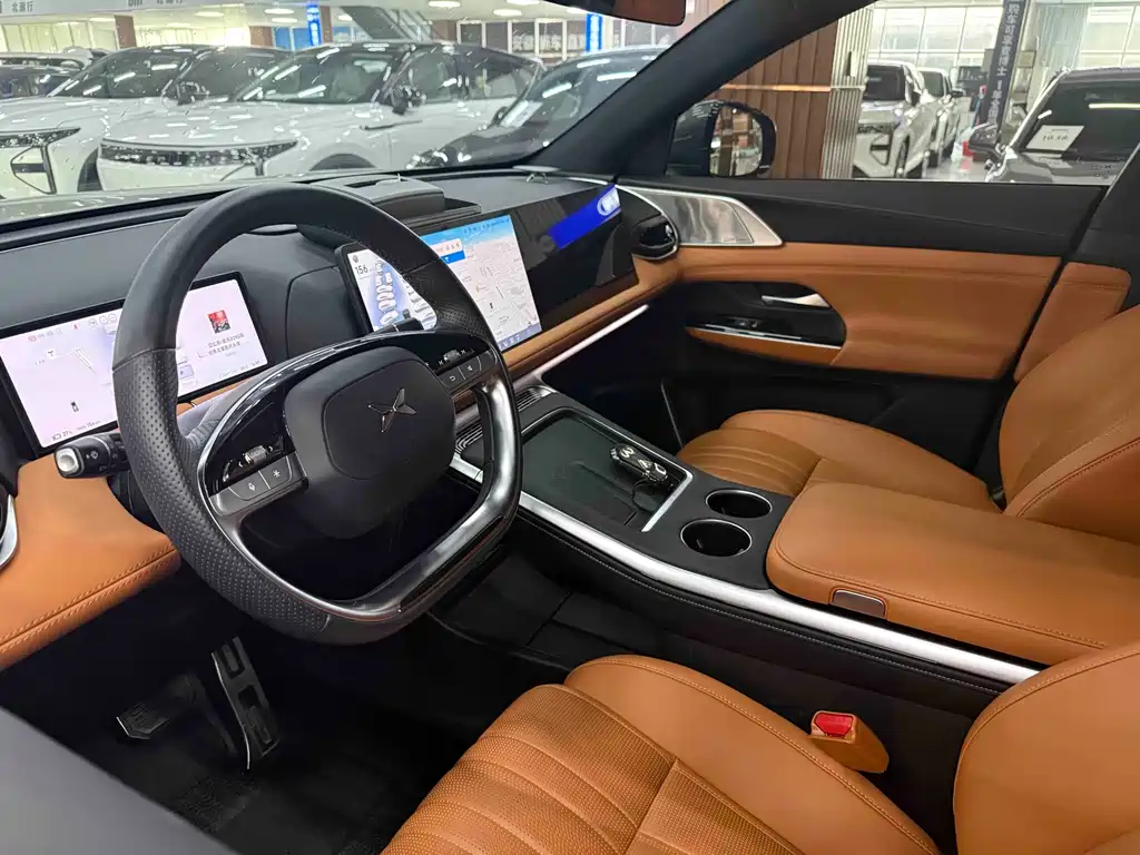 XPeng G9 — миниатюра 10
