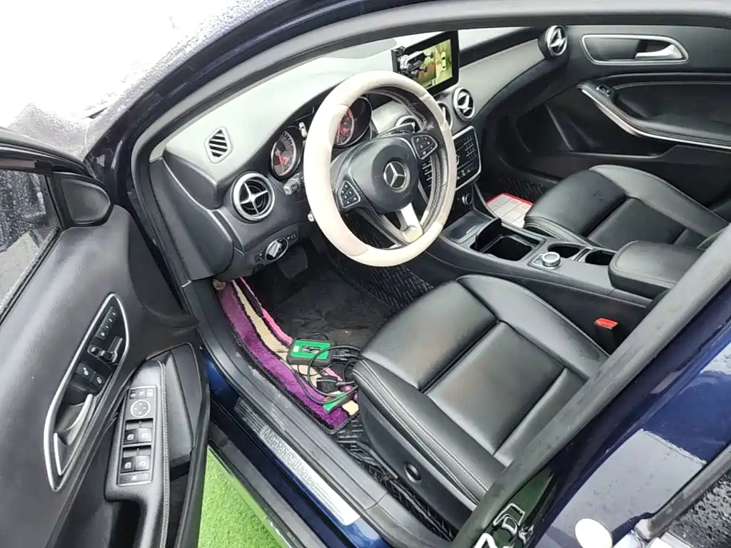 Mercedes-Benz GLA — миниатюра 16