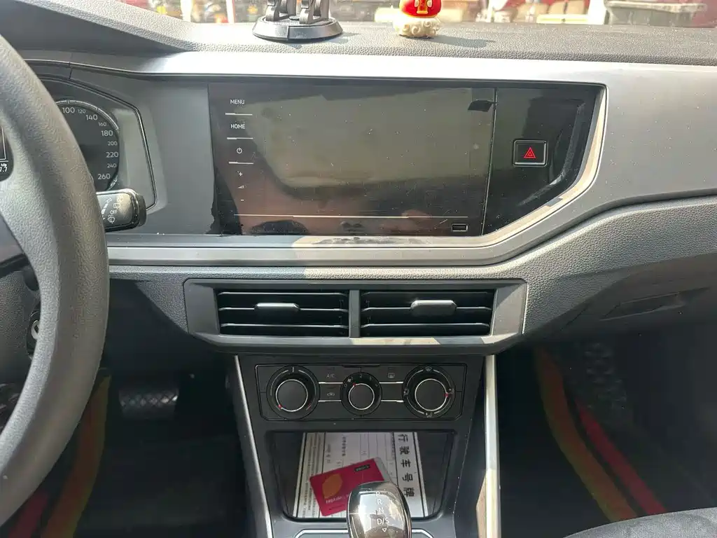 Volkswagen Polo — миниатюра 7