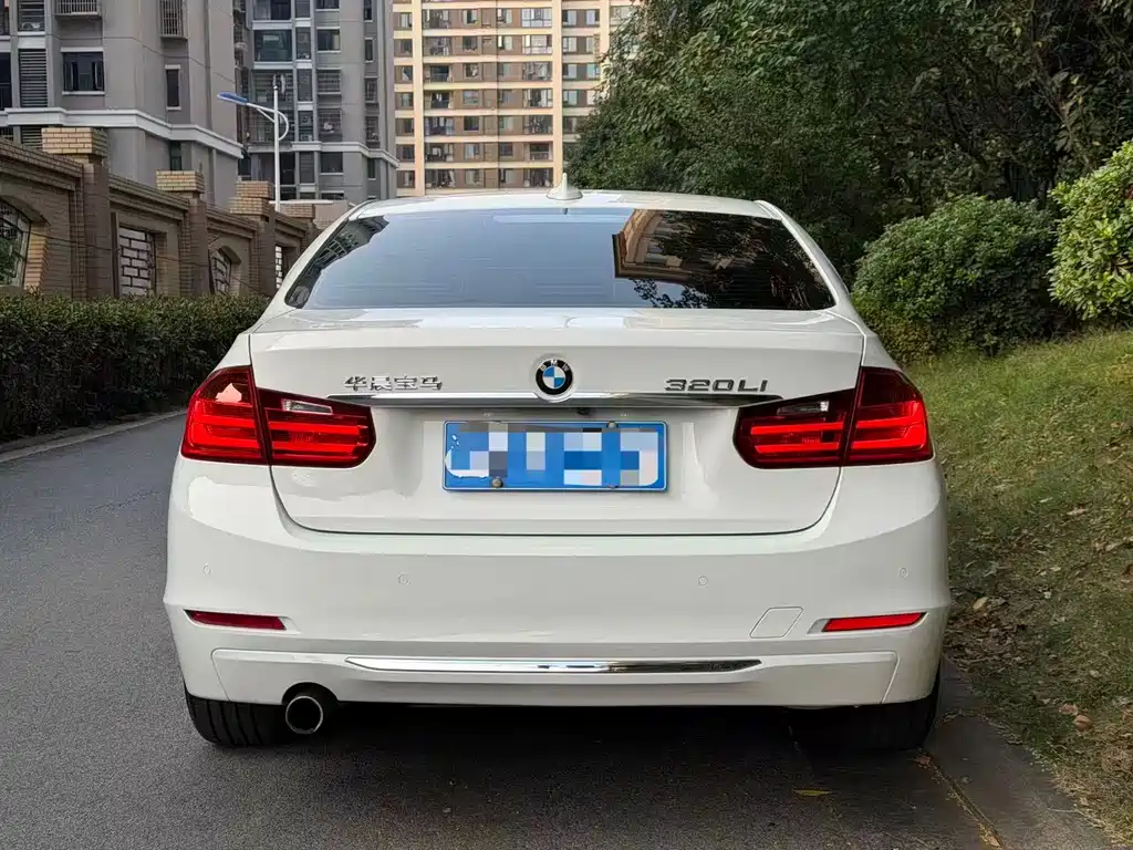 BMW 3 Series — миниатюра 5