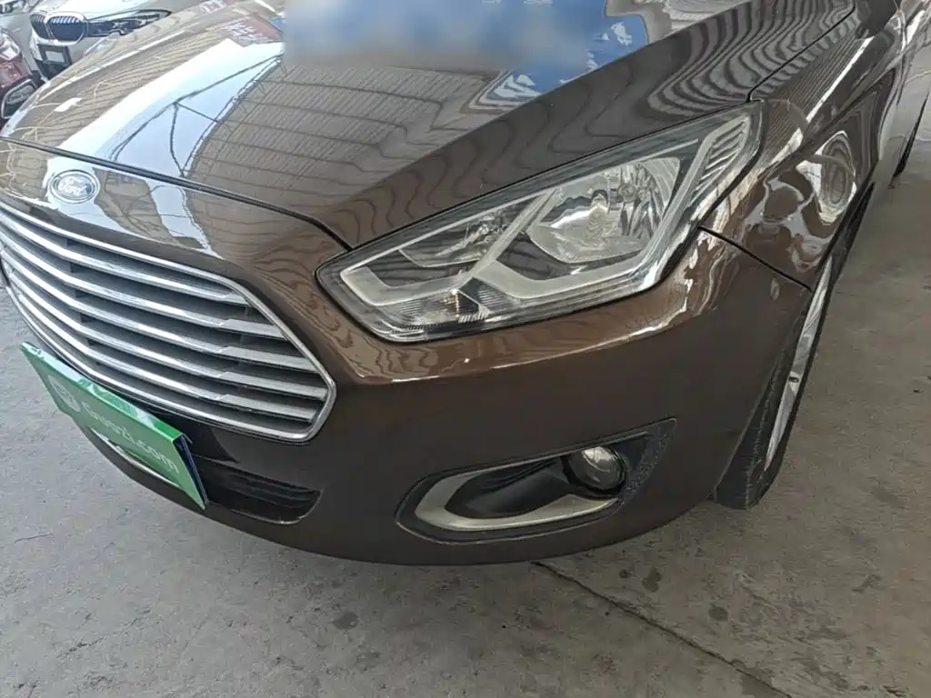 Ford Escort — миниатюра 24