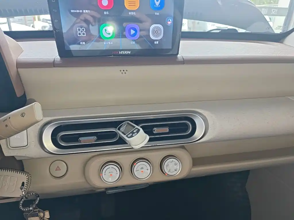 Wuling MINIEV — миниатюра 13