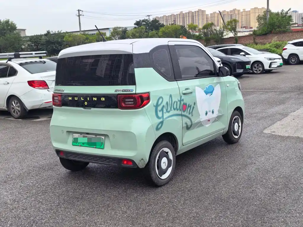 Wuling MINIEV — миниатюра 7
