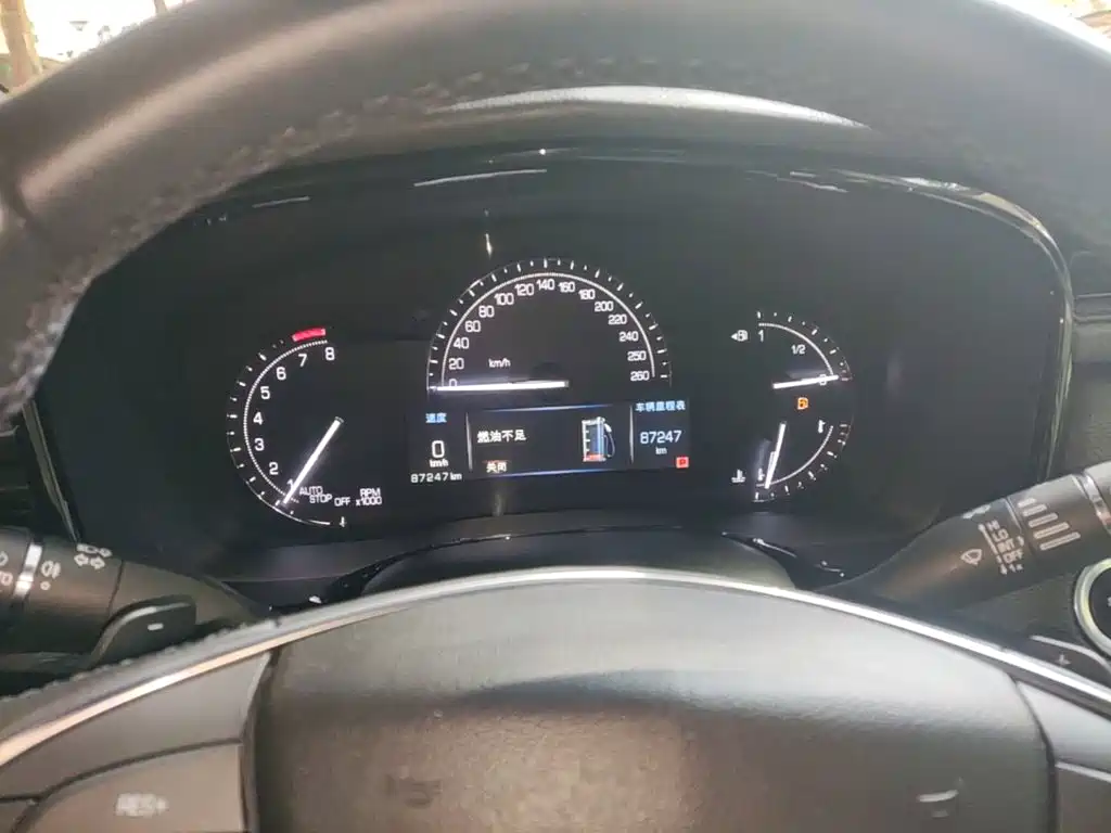 Cadillac XT5 — миниатюра 12