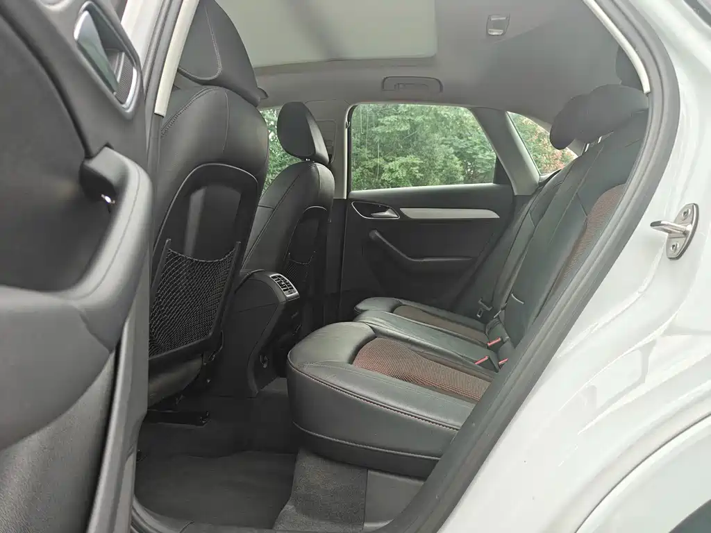 Audi Q3 — миниатюра 5