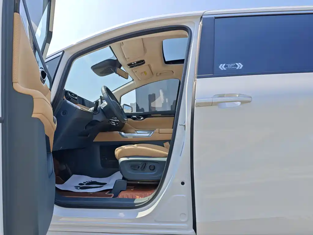 GAC Motor Trumpchi E8 — миниатюра 3