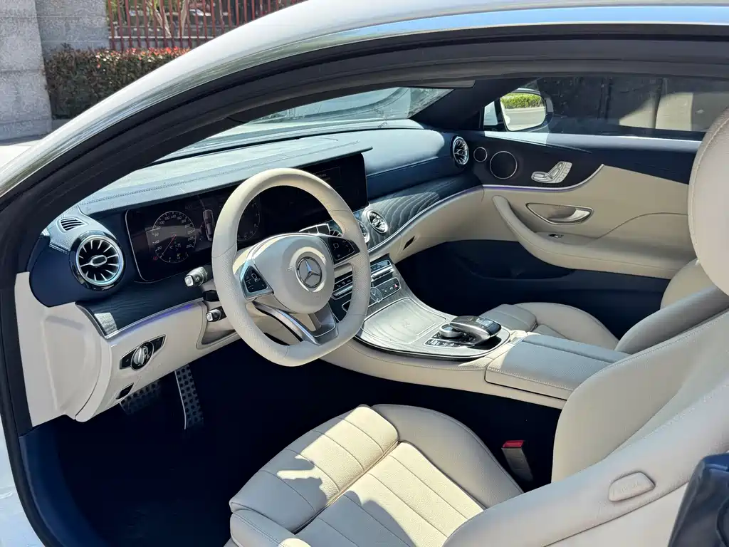 Mercedes-Benz E-Class (Import) — миниатюра 7