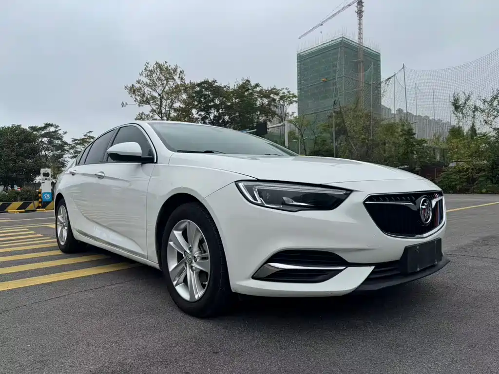 BUICK REGAL