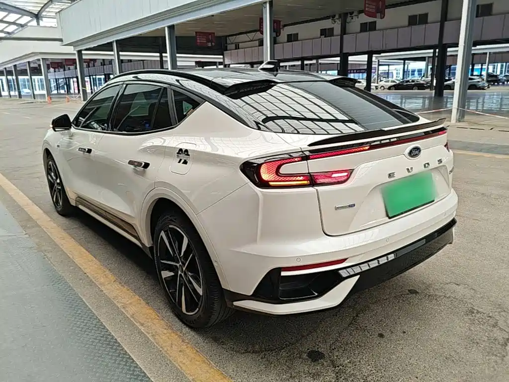 Ford Evos — миниатюра 5