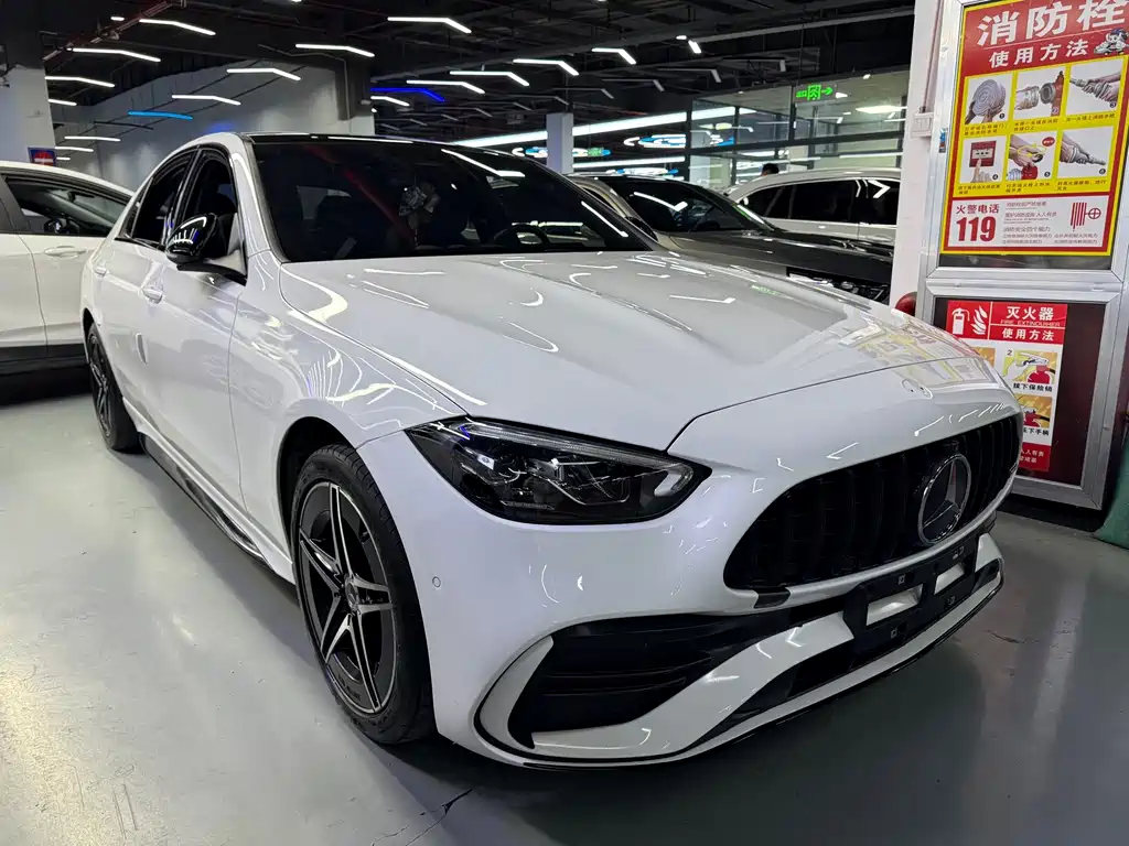 Mercedes-Benz C-Class — миниатюра 4