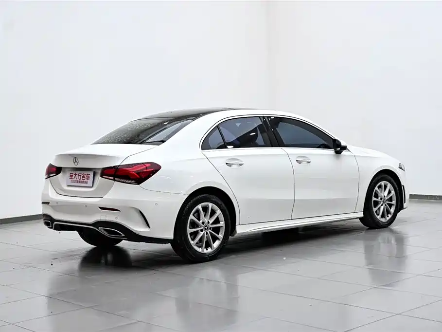 MERCEDES-BENZ A CLASS