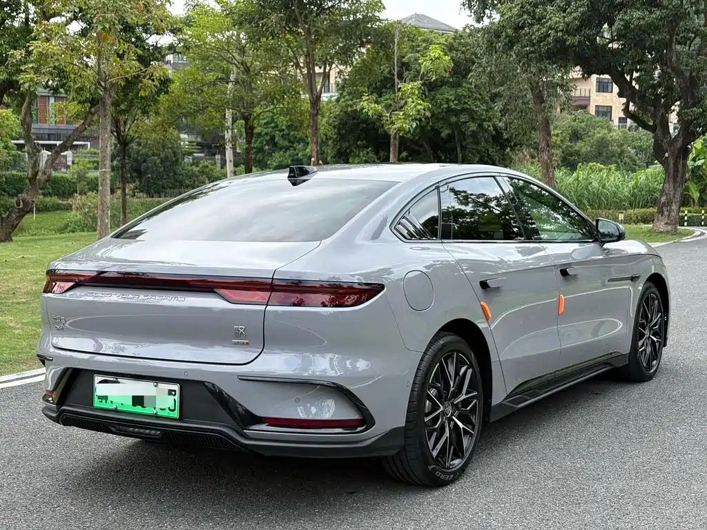 BYD Han 2025 DM-i Smart Drive 125KM