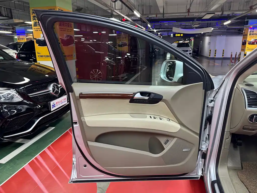 Audi Q7 — миниатюра 19