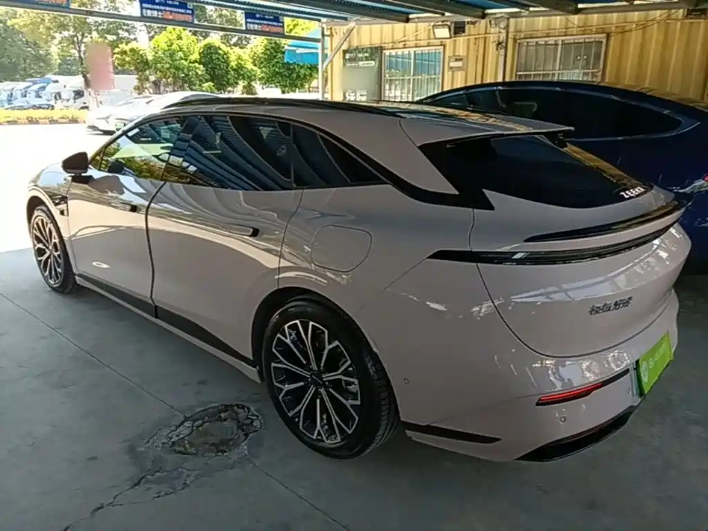 Zeekr 007GT — миниатюра 5