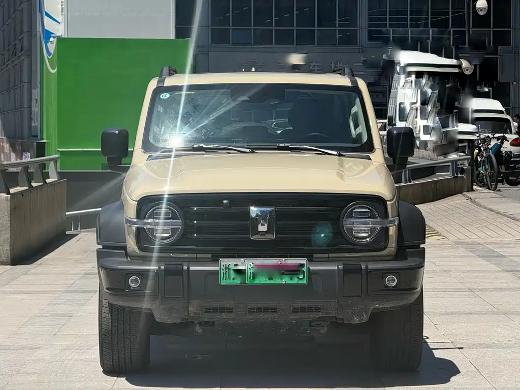 Tank 300 2025 Hi4-T 37.1kWh