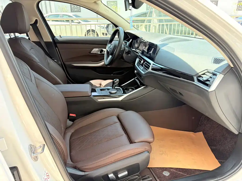 BMW 3 Series — миниатюра 9