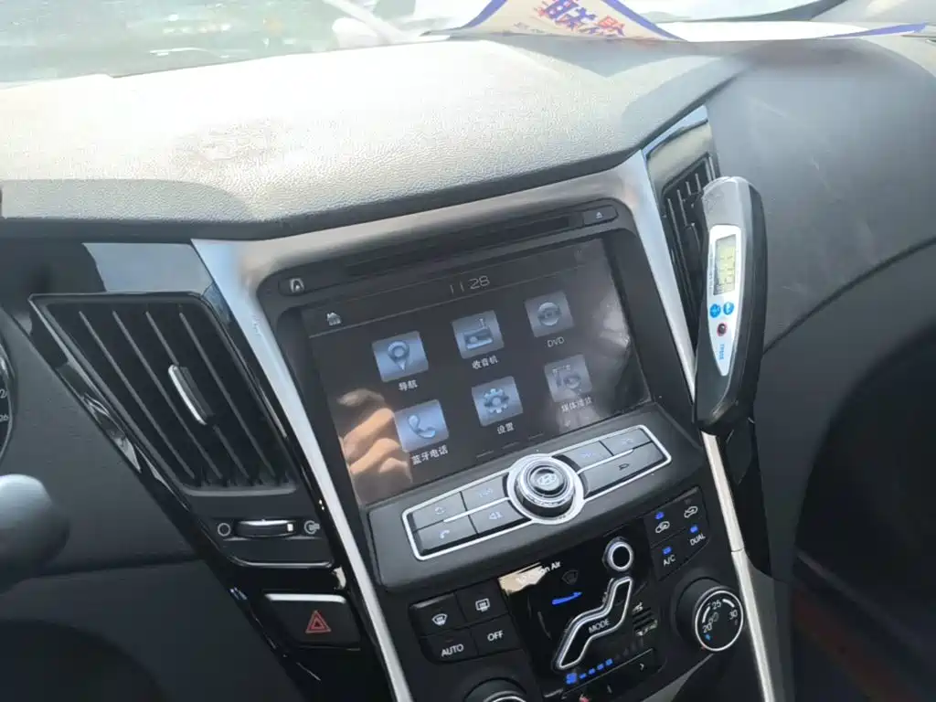 Hyundai Sonata — миниатюра 13
