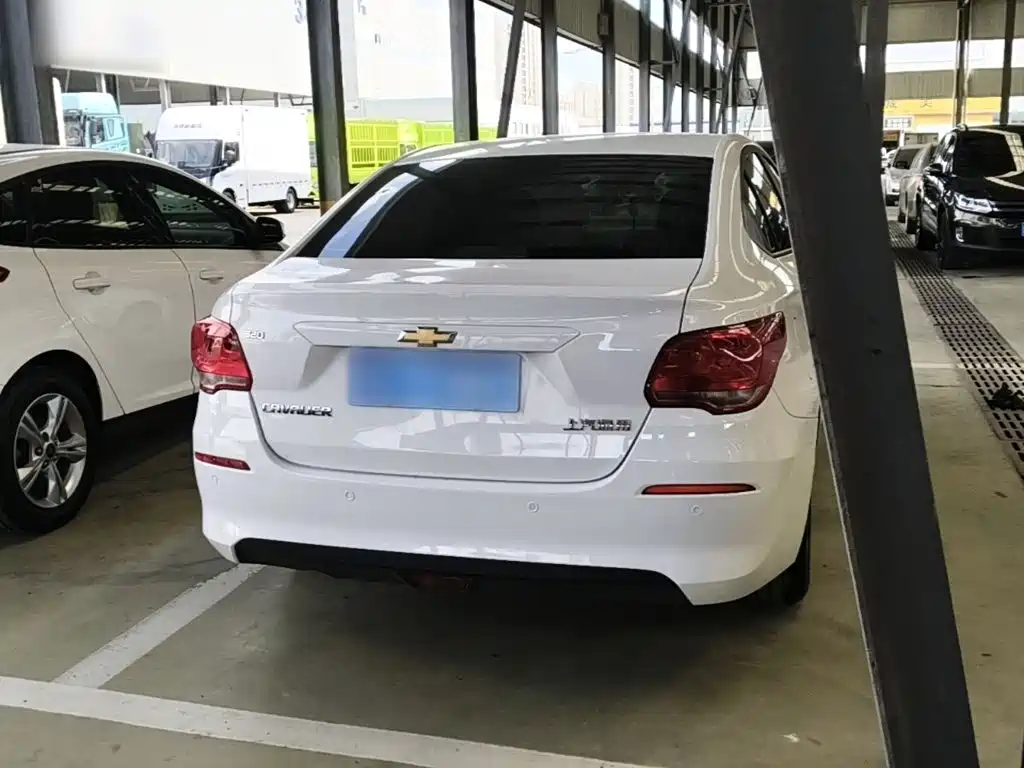 Chevrolet Cavalier — миниатюра 7