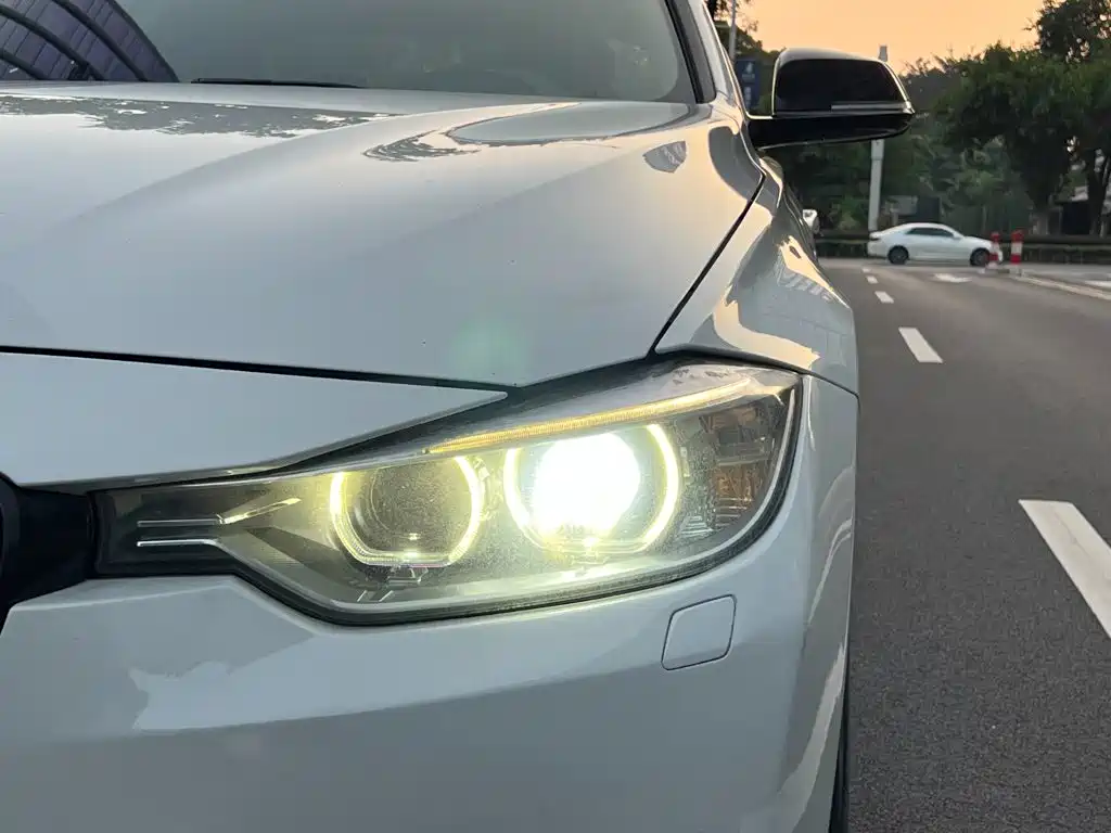 BMW 3 Series — миниатюра 27